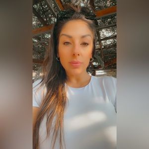 Meet your Posher, Vicky